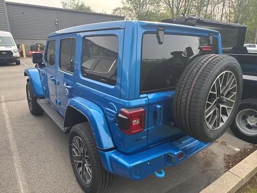 2022 Jeep Wrangler Unlimited 4xe Sahara