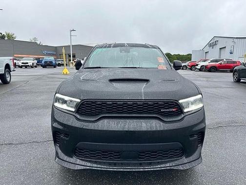 Black Clearcoat 2025 Dodge Durango GT