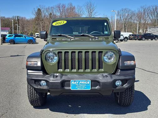 Sarge Green Clearcoat 2023 Jeep Wrangler Sport S