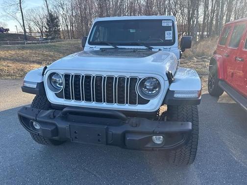 Bright White Clearcoat 2025 Jeep Wrangler 4xe Sahara