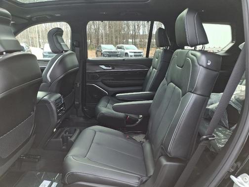 2025 Jeep Grand Cherokee L Overland