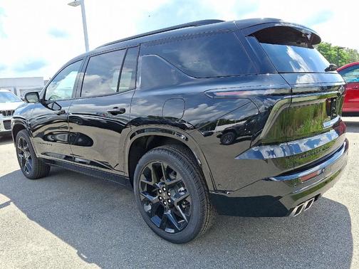 2025 Chevrolet Traverse RS
