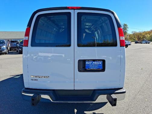 2024 Chevrolet Express 2500 Work Van