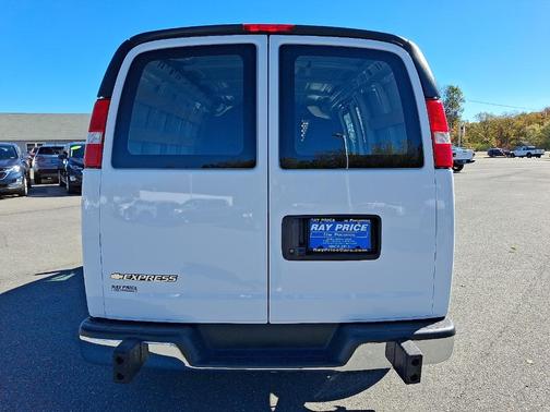 2024 Chevrolet Express 2500 Work Van