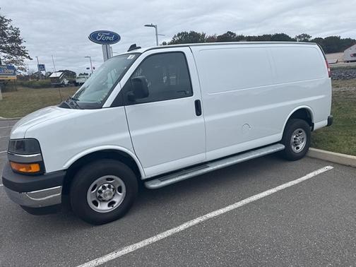 2024 Chevrolet Express 2500 Work Van
