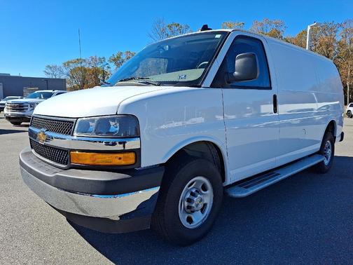 2024 Chevrolet Express 2500 Work Van