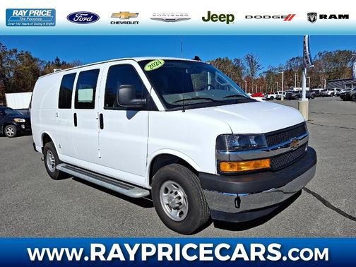 2024 Chevrolet Express 2500 Work Van