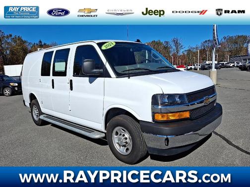 2024 Chevrolet Express 2500 Work Van