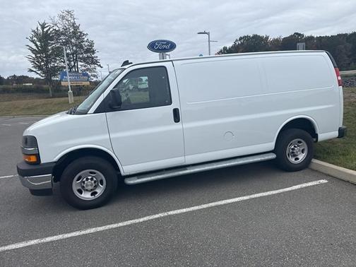 2024 Chevrolet Express 2500 Work Van