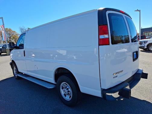 2024 Chevrolet Express 2500 Work Van