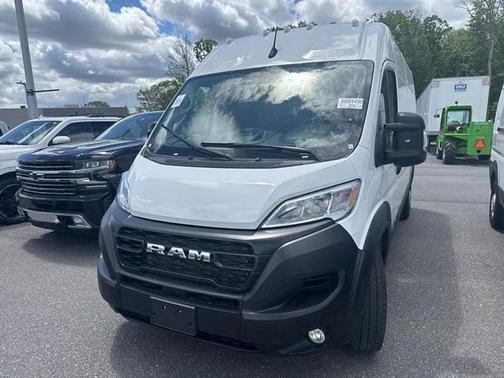 Bright White Clearcoat 2026 RAM ProMaster 2500 High Roof