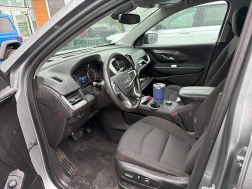 Sterling 2024 GMC Terrain SLE
