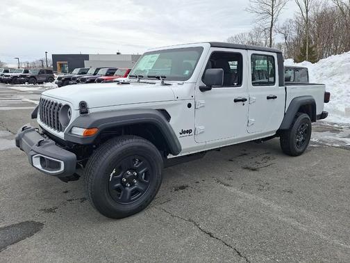 2026 Jeep Gladiator Sport