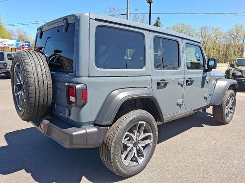 2025 Jeep Wrangler 4xe Sport