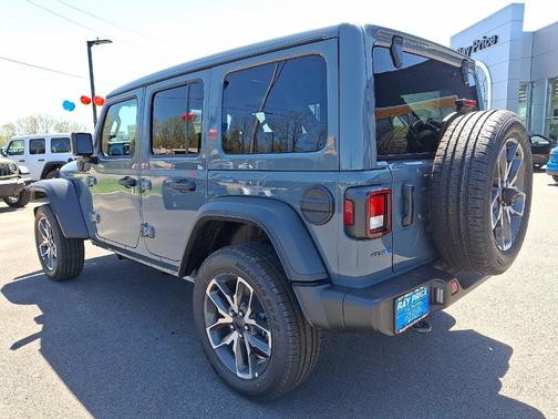 2025 Jeep Wrangler 4xe Sport