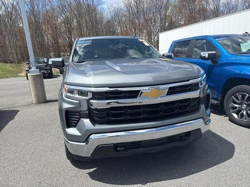 Sterling Gray Metallic 2023 Chevrolet Silverado 1500 LT