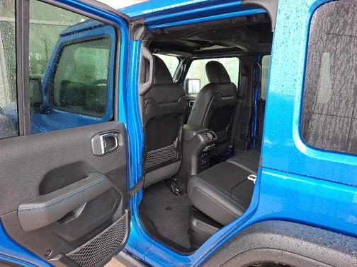2025 Jeep Wrangler 4xe Rubicon