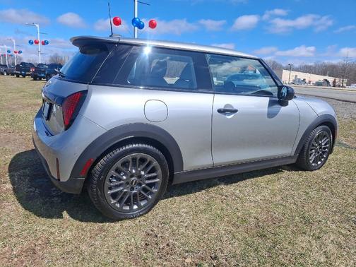2025 MINI Hardtop S