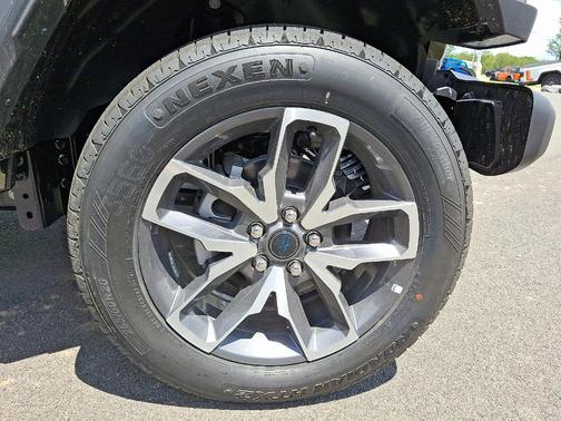 41 PJ5 2025 Jeep Wrangler 4xe Sport