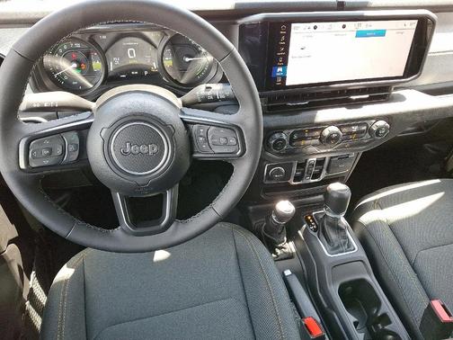 2025 Jeep Wrangler 4xe Sport