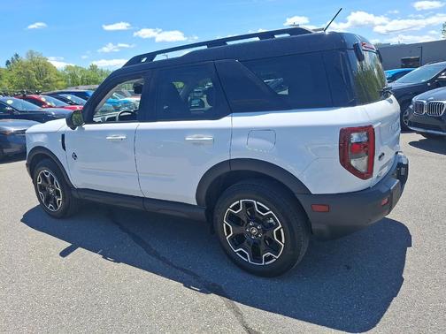 Oxford White Clearcoat 2025 Ford Bronco Sport Outer Banks