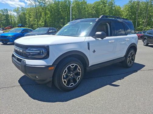 Oxford White Clearcoat 2025 Ford Bronco Sport Outer Banks