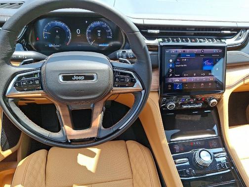 2025 Jeep Grand Cherokee Summit