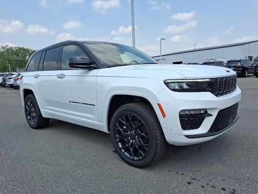 2025 Jeep Grand Cherokee Summit