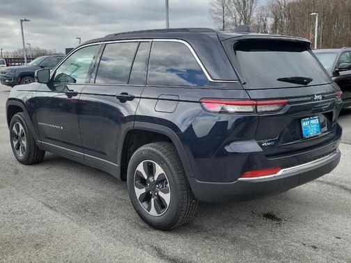 2024 Jeep Grand Cherokee 4xe Base