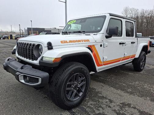 2024 Jeep Gladiator Sport