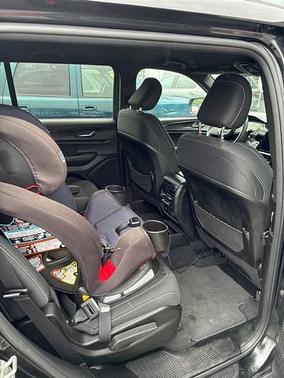 Diamond Black 2024 Jeep Grand Cherokee L Laredo
