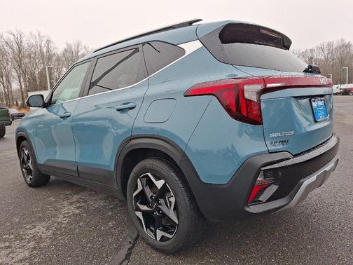 2024 Kia Seltos EX