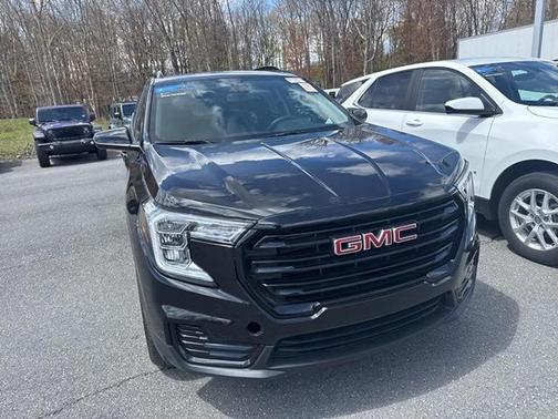 Ebony Twilight Metallic 2024 GMC Terrain SLE