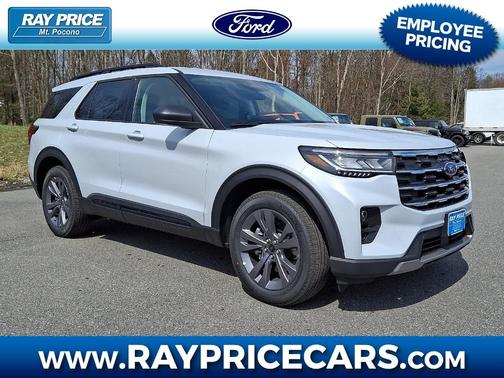 Space White Metallic 2026 Ford Explorer Active