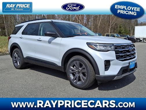 Space White Metallic 2026 Ford Explorer Active