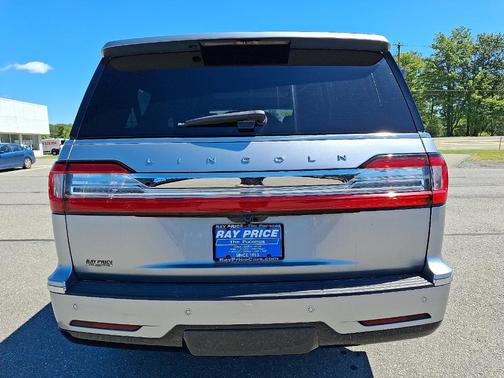 2020 Lincoln Navigator L Reserve