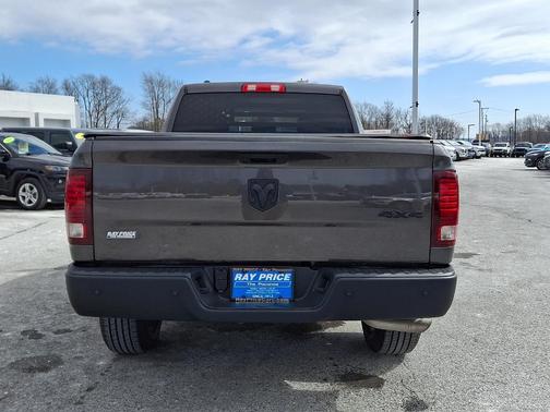 2022 RAM 1500 Classic SLT