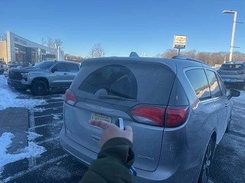 2017 Chrysler Pacifica Limited