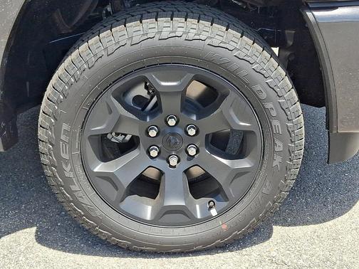 Granite Crystal Clearcoat Metallic 2026 RAM 1500 Big Horn