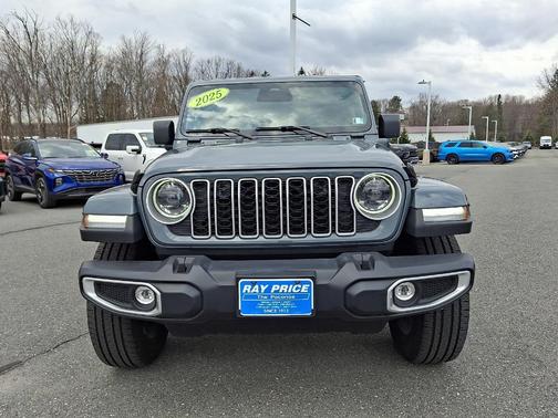 Anvil Clearcoat 2025 Jeep Wrangler 4xe Sahara