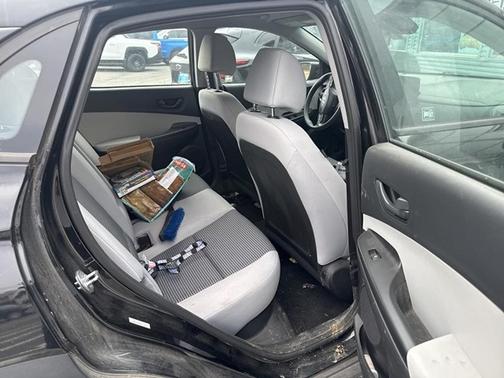 2022 Hyundai KONA SE