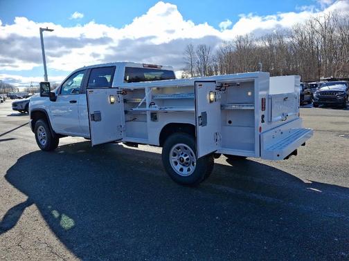 2025 Chevrolet Silverado 3500 WT