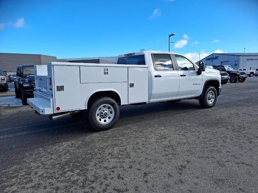 2025 Chevrolet Silverado 3500 WT