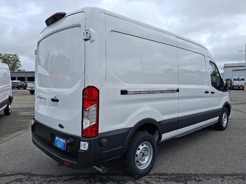 2025 Ford Transit-250 148 WB Medium Roof Cargo