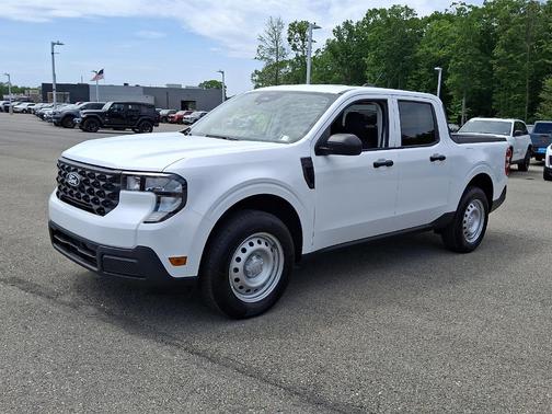 Oxford White Clearcoat 2026 Ford Maverick XL