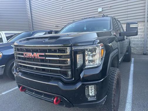 Onyx Black 2023 GMC Sierra 3500 AT4