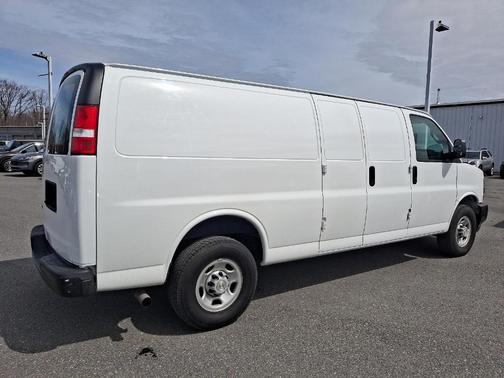 2022 Chevrolet Express 2500 Work Van