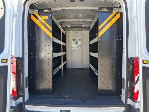2024 Ford Transit-250 148 WB Medium Roof Cargo