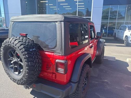 2025 Jeep Wrangler Sport