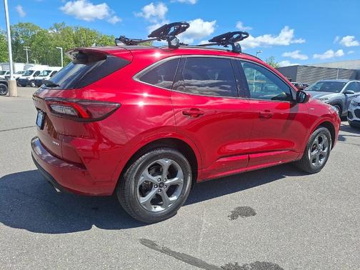 Rapid Red Metallic Tinted Clearcoat 2024 Ford Escape ST-Line Select
